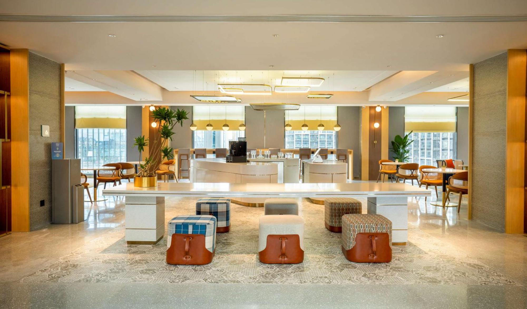 Hilton Garden Inn Shenzhen Nanshan Avenue Exteriör bild