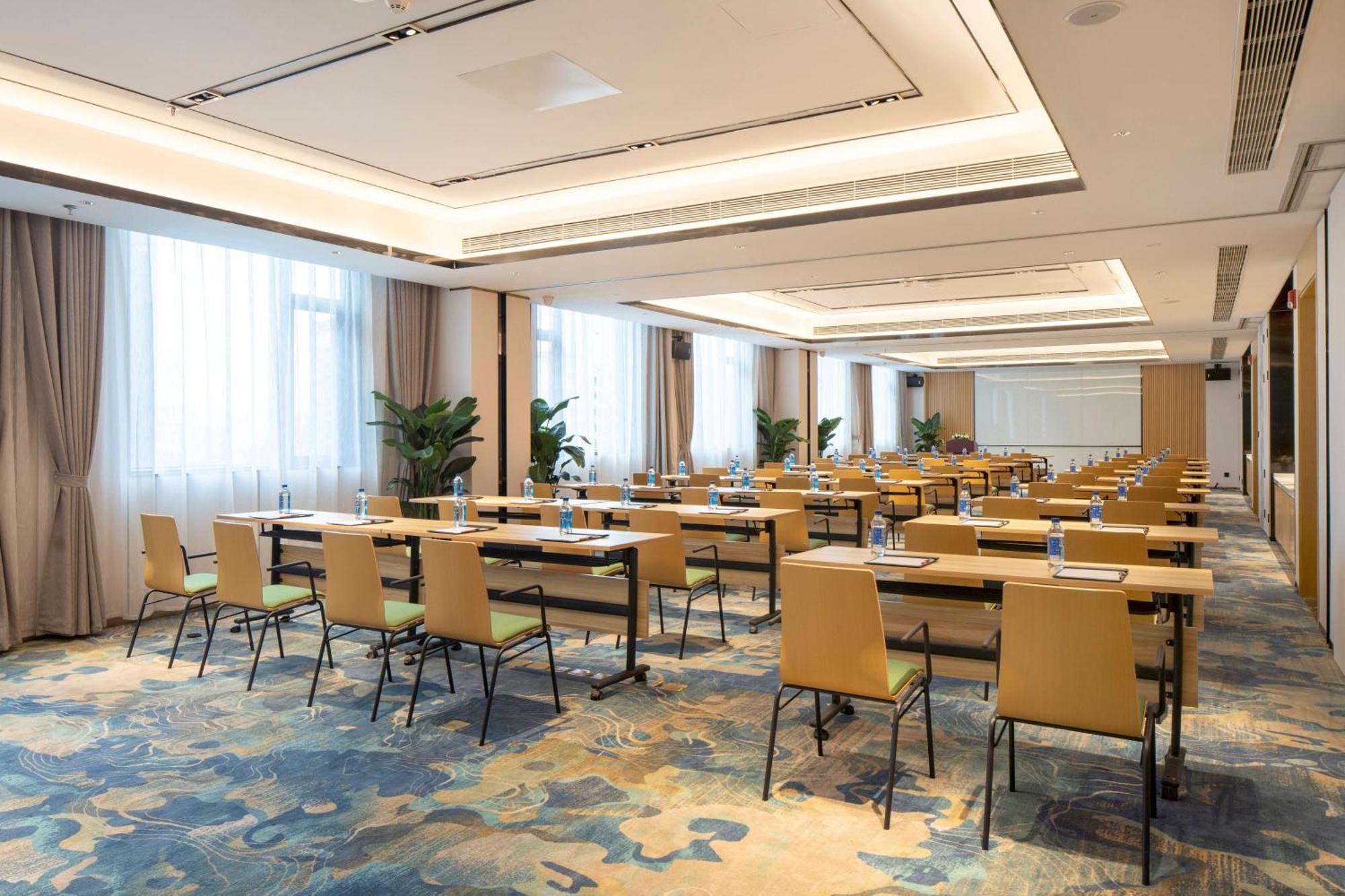 Hilton Garden Inn Shenzhen Nanshan Avenue Exteriör bild
